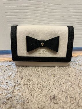 Kate Spade Hazel Court Darla Leather Compact Wallet